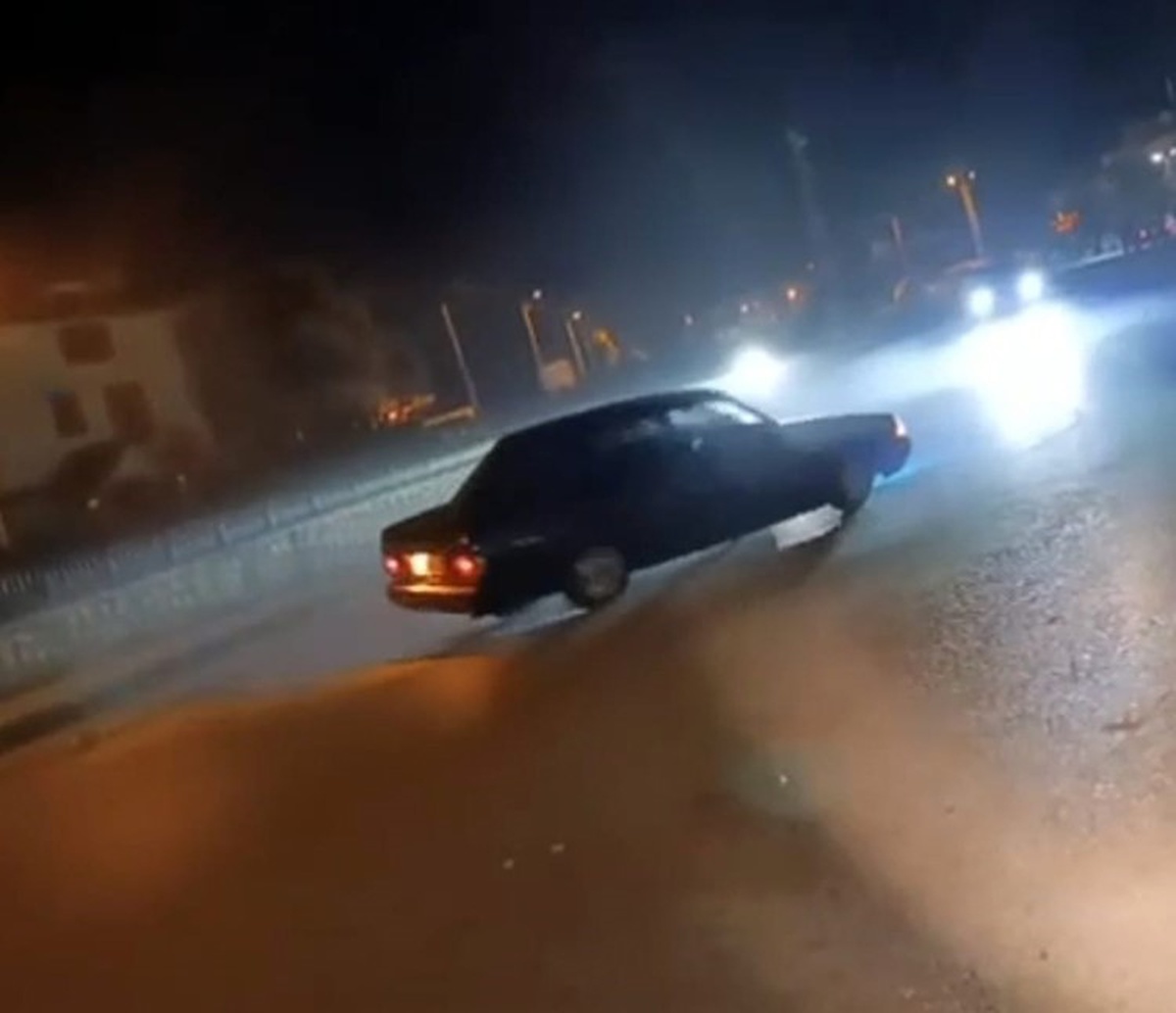 Sakarya Akyazı’da drift atan sürücüye 140 bin lira ceza kesildi, ehliyeti 2 ay alındı